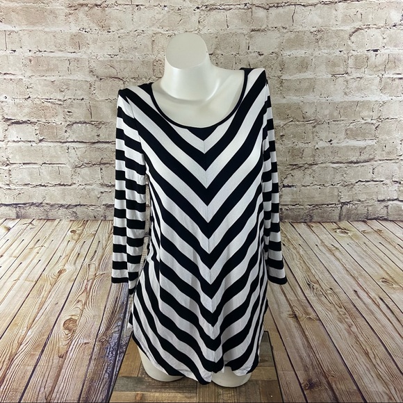 Cable & Gauge Tops Cable Gauge Striped Tunic Top Size Medium Poshmark